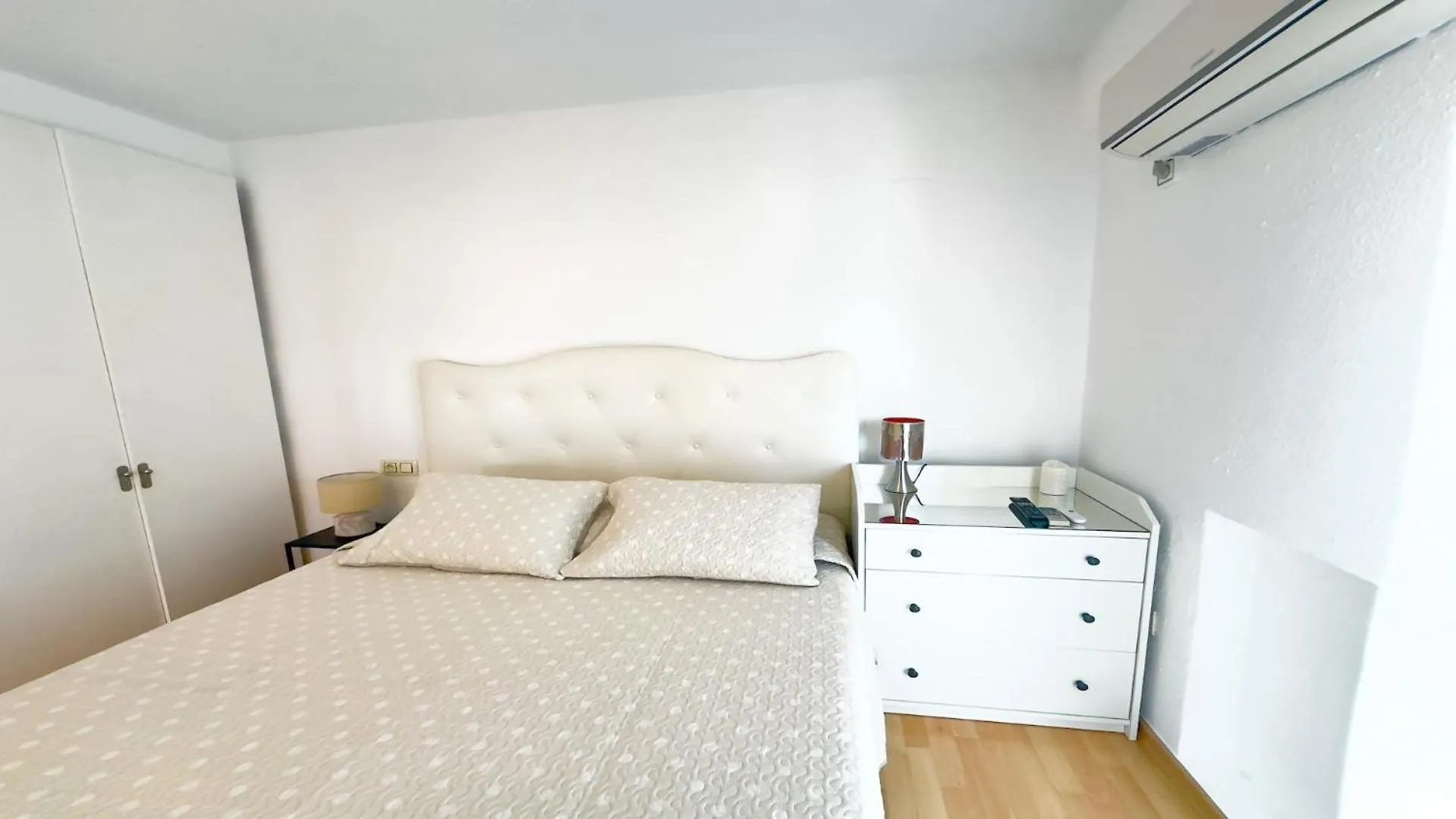 Апартаменты Comfy And Cozy Stay Piscis Бенальмадена Испания